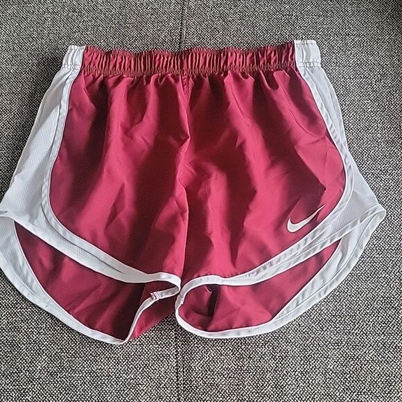 NEW 2 PAIRS NIKE Dri Fit Shorts Bundle Red Burgundy M L Track Running Volley - Picture 7 of 13